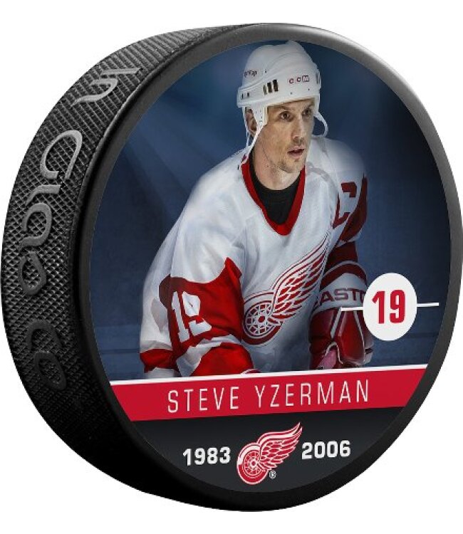 NHL Alumni Player Puck